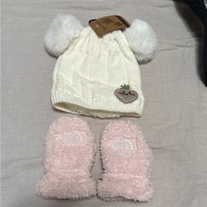 Baby mittens and hat